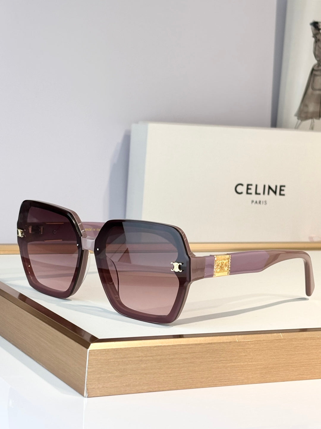 Celine CL40252 Sunglasses product image 1, provided for visual reference and product detail review