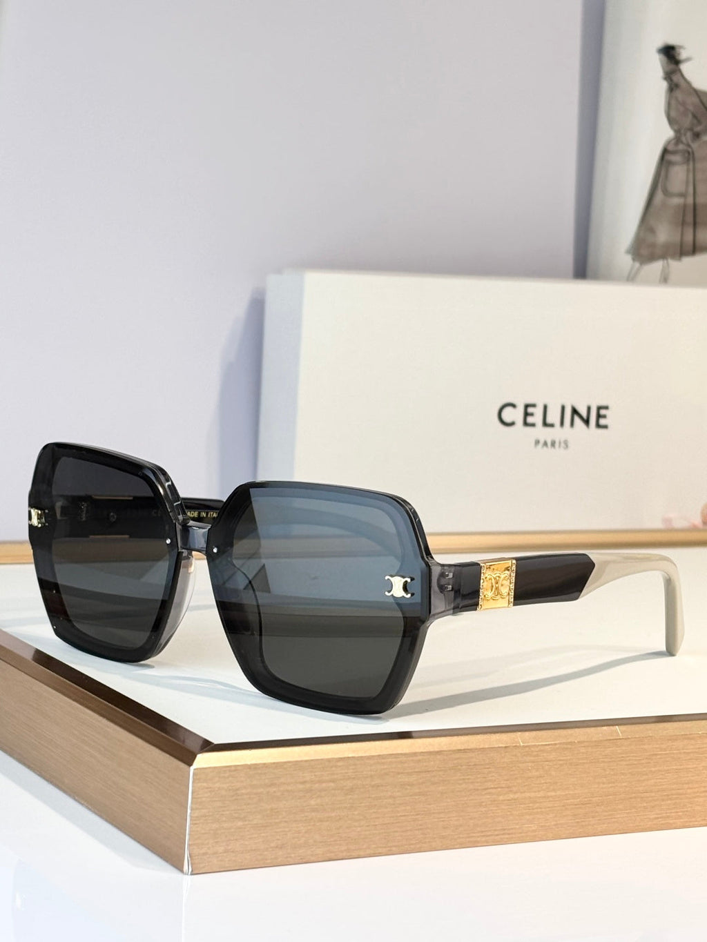Celine CL40252 Sunglasses product image 2, provided for visual reference and product detail review
