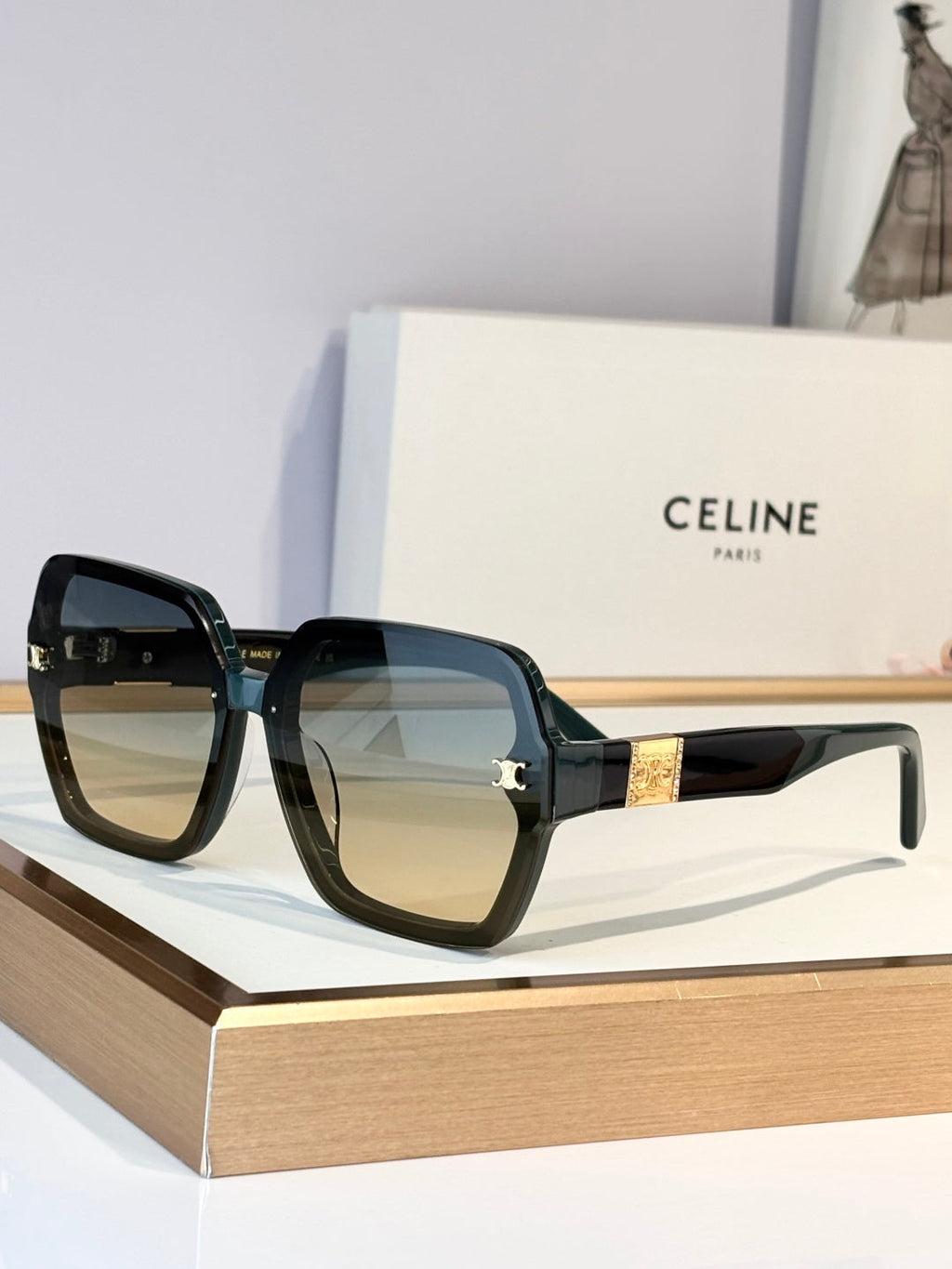 Celine CL40252 Sunglasses product image 4, provided for visual reference and product detail review