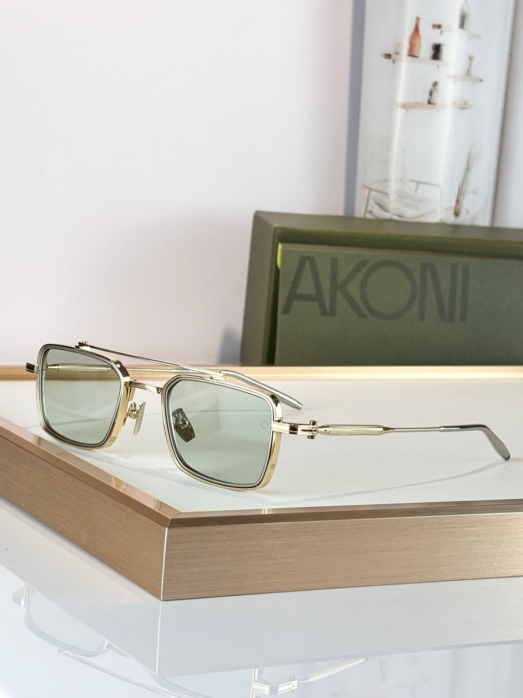AKONI AKS-304A Sunglasses product image 2, provided for visual reference and product detail review