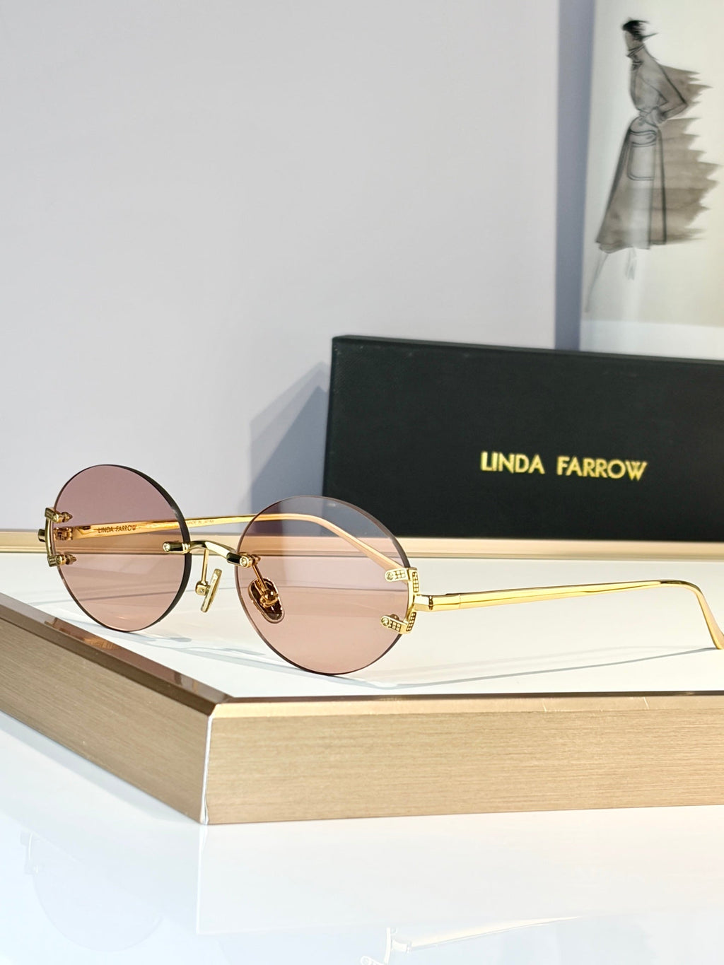 Linda Farrow LFL1130 Sunglasses product image 6, provided for visual reference and product detail review
