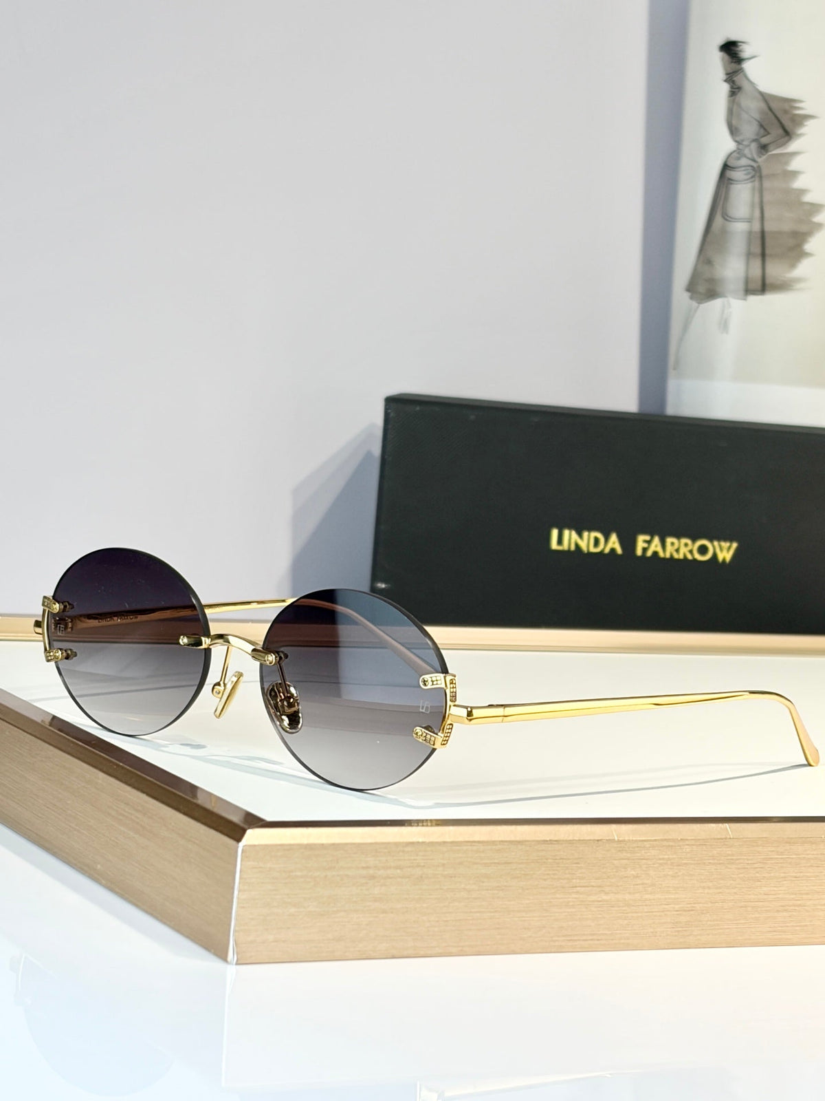 Linda Farrow LFL1130 Sunglasses product image 8, provided for visual reference and product detail review