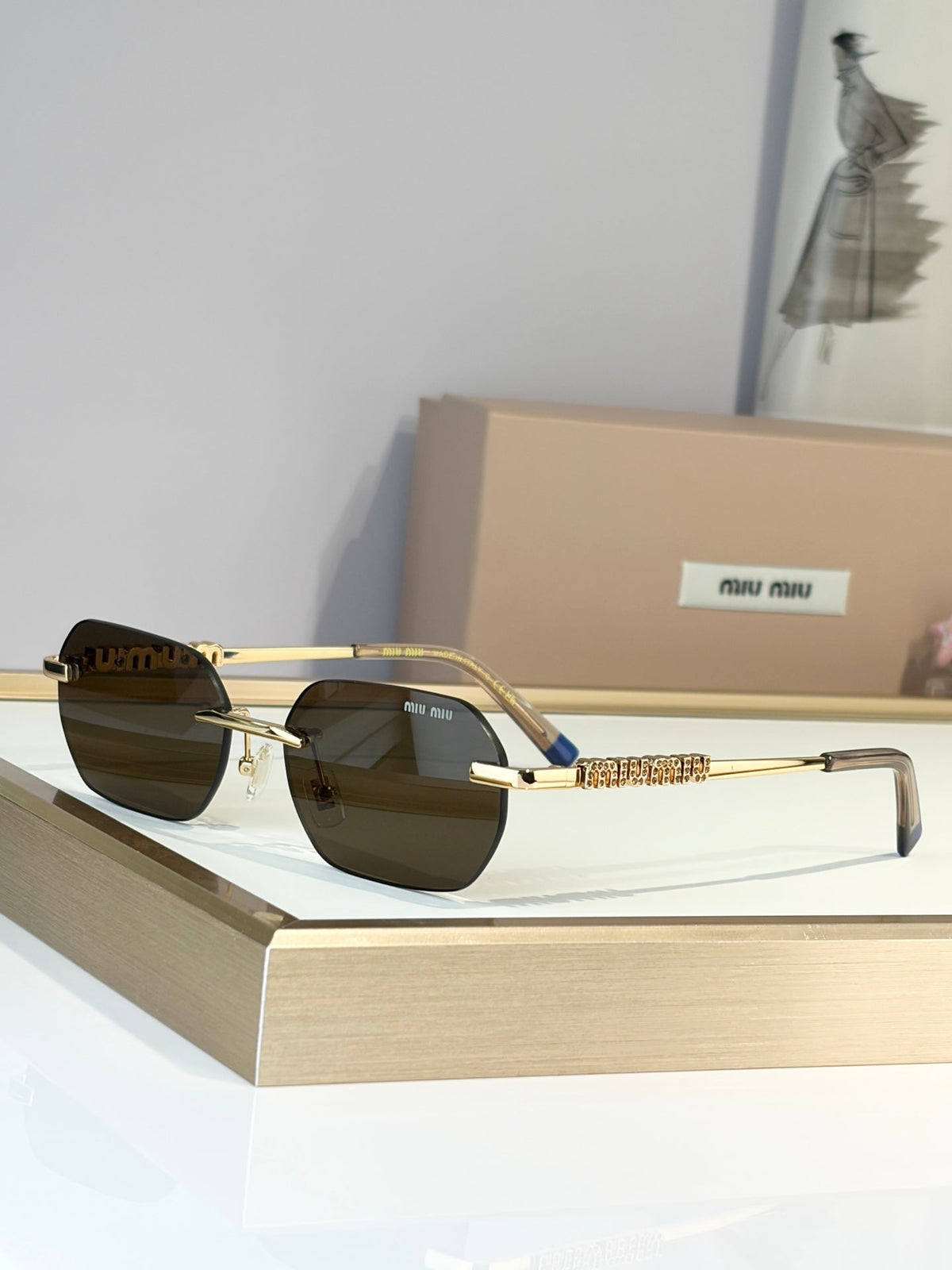 Miu Miu MU947S Sunglasses product image 3, provided for visual reference and product detail review