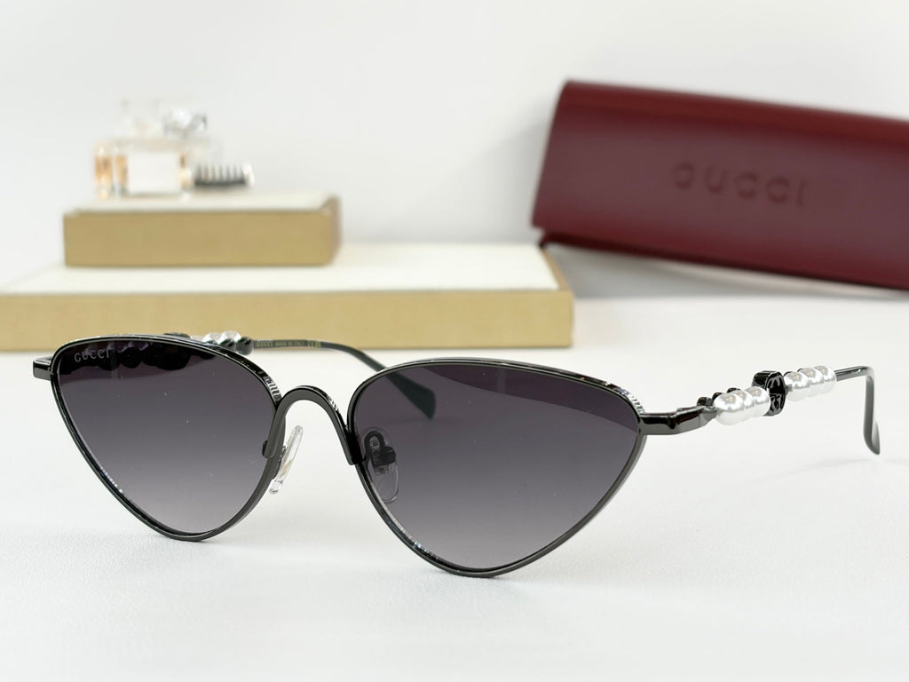 Gucci GG1666 Sunglasses product image 3, provided for visual reference and product detail review
