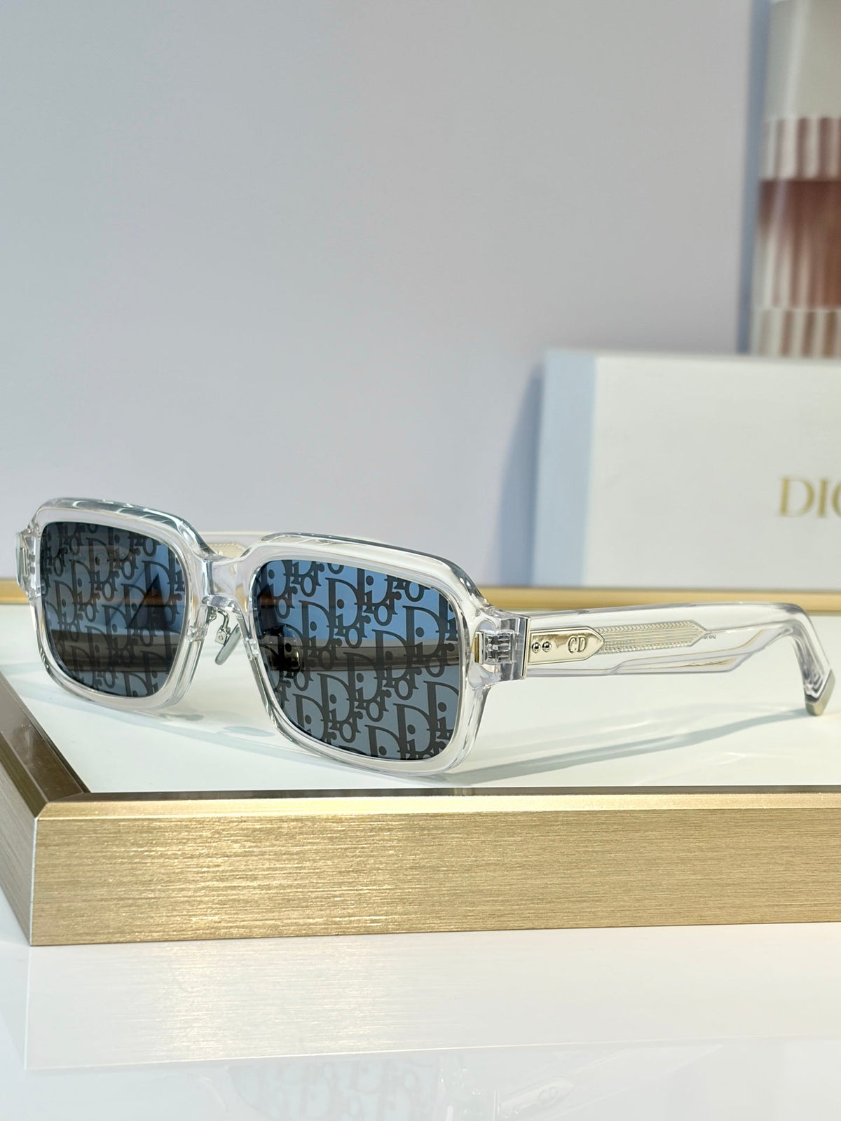 Dior Diortailoring S2F Sunglasses product image 2, provided for visual reference and product detail review