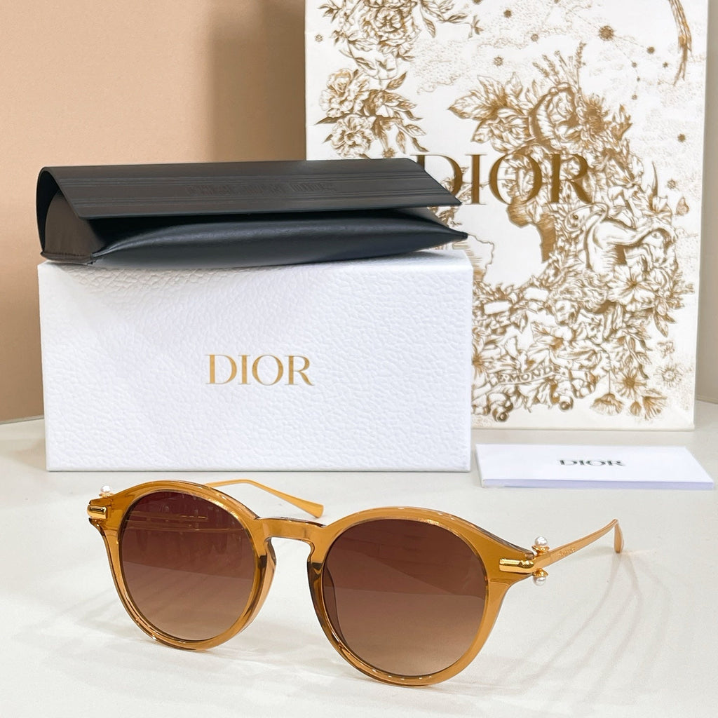 Dior Teibales S2U Sunglasses product image 7, provided for visual reference and product detail review