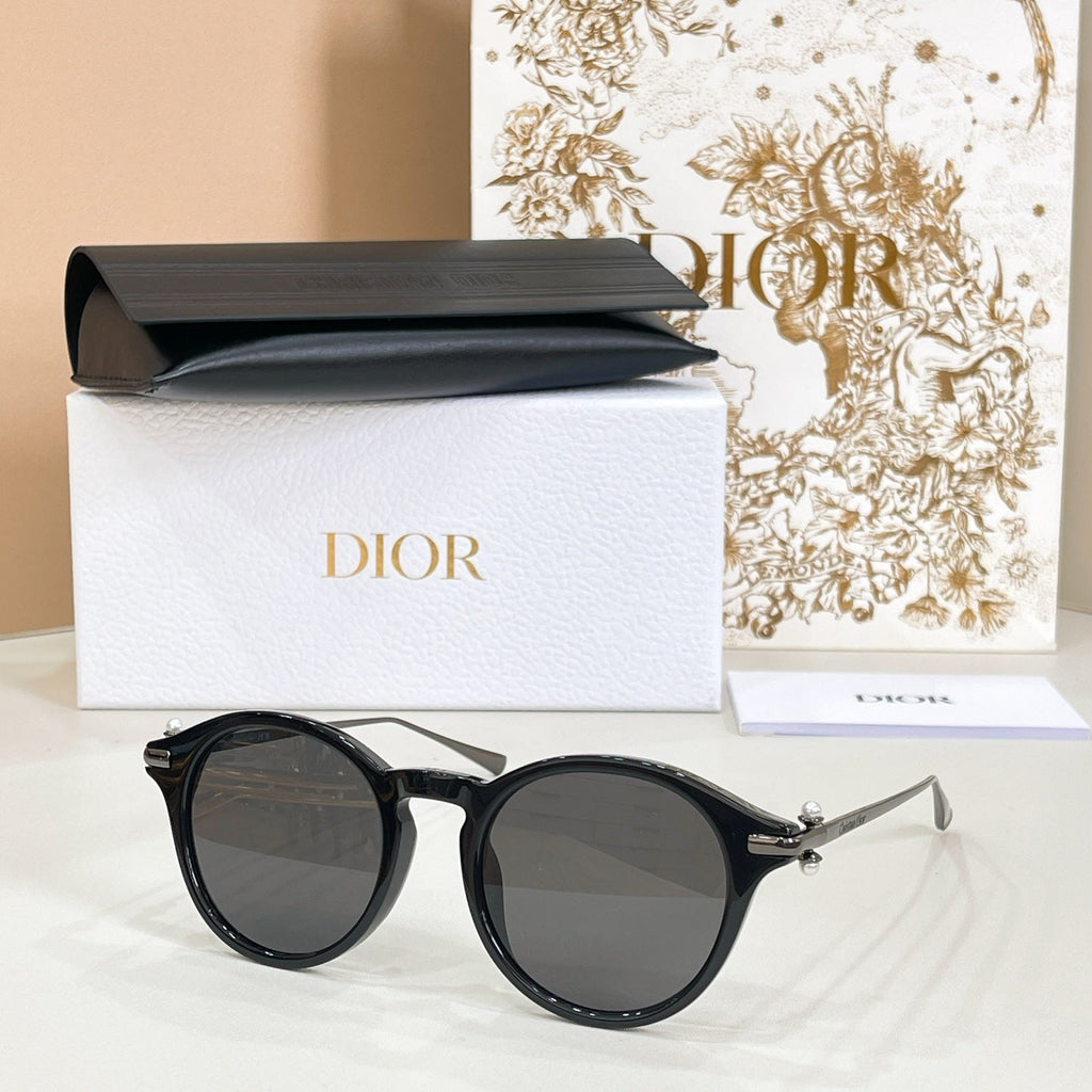 Dior Teibales S2U Sunglasses product image 8, provided for visual reference and product detail review