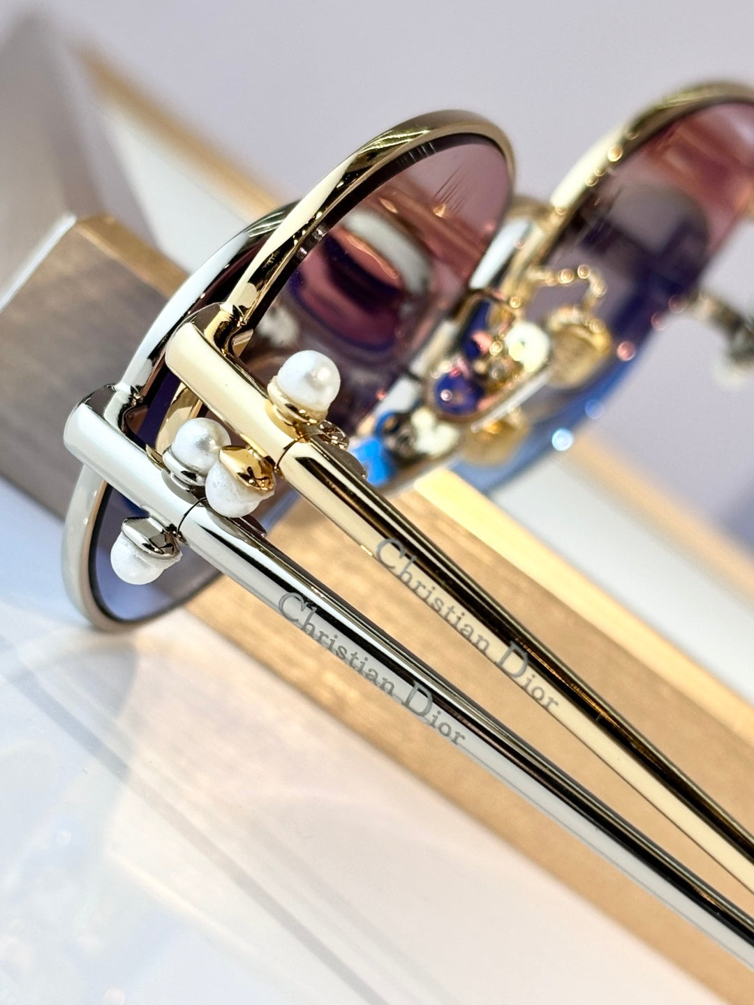 Dior Diortriba1es S2U Sunglasses product image 8, provided for visual reference and product detail review