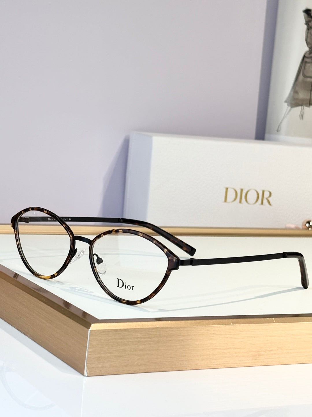 Dior K9204 Sunglasses product image 2, provided for visual reference and product detail review