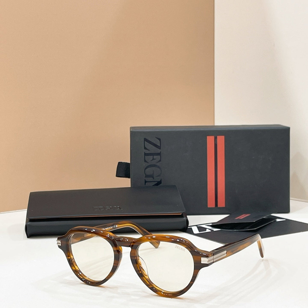 Ermenegildo Zegna EZ0252 Sunglasses product image 2, provided for visual reference and product detail review