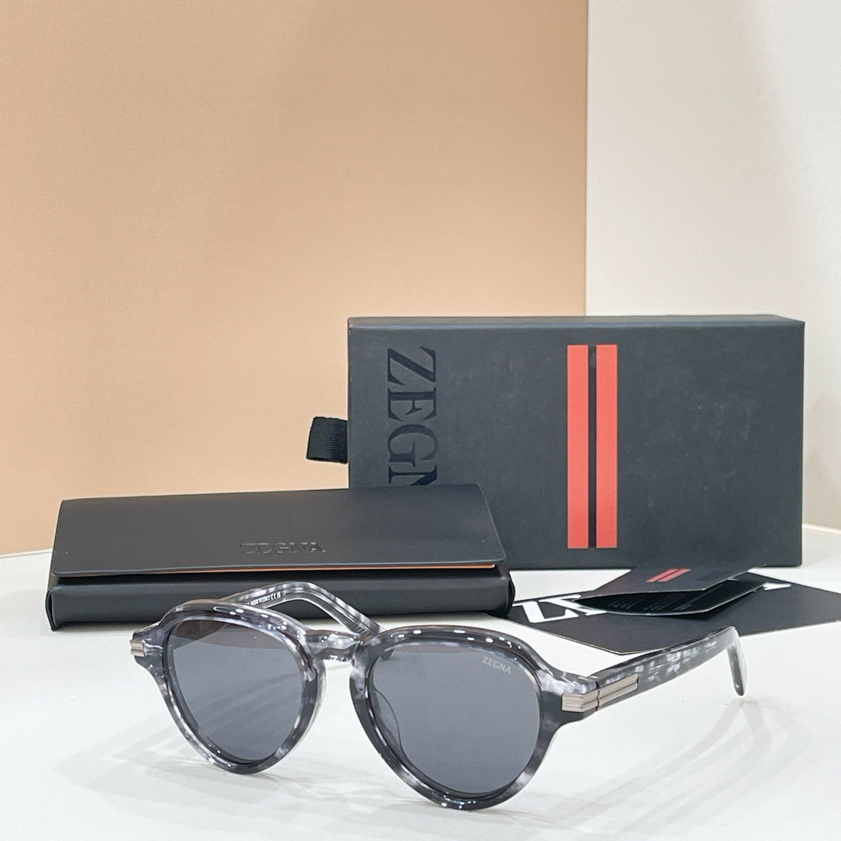 Ermenegildo Zegna EZ0252 Sunglasses product image 6, provided for visual reference and product detail review