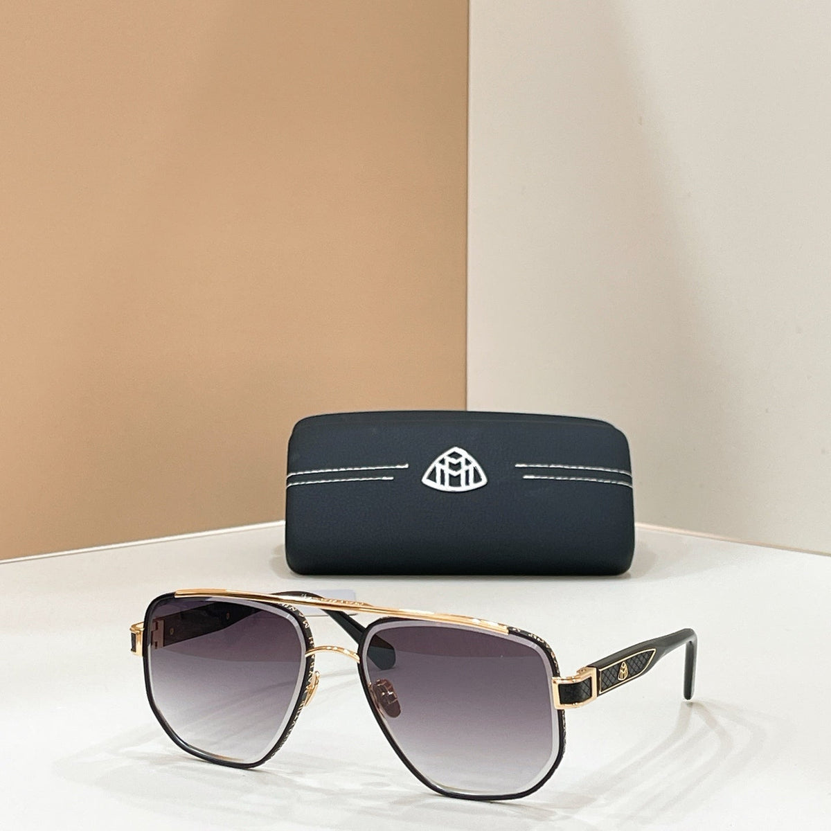 Maybach The Maina Sunglasses product image 7, provided for visual reference and product detail review