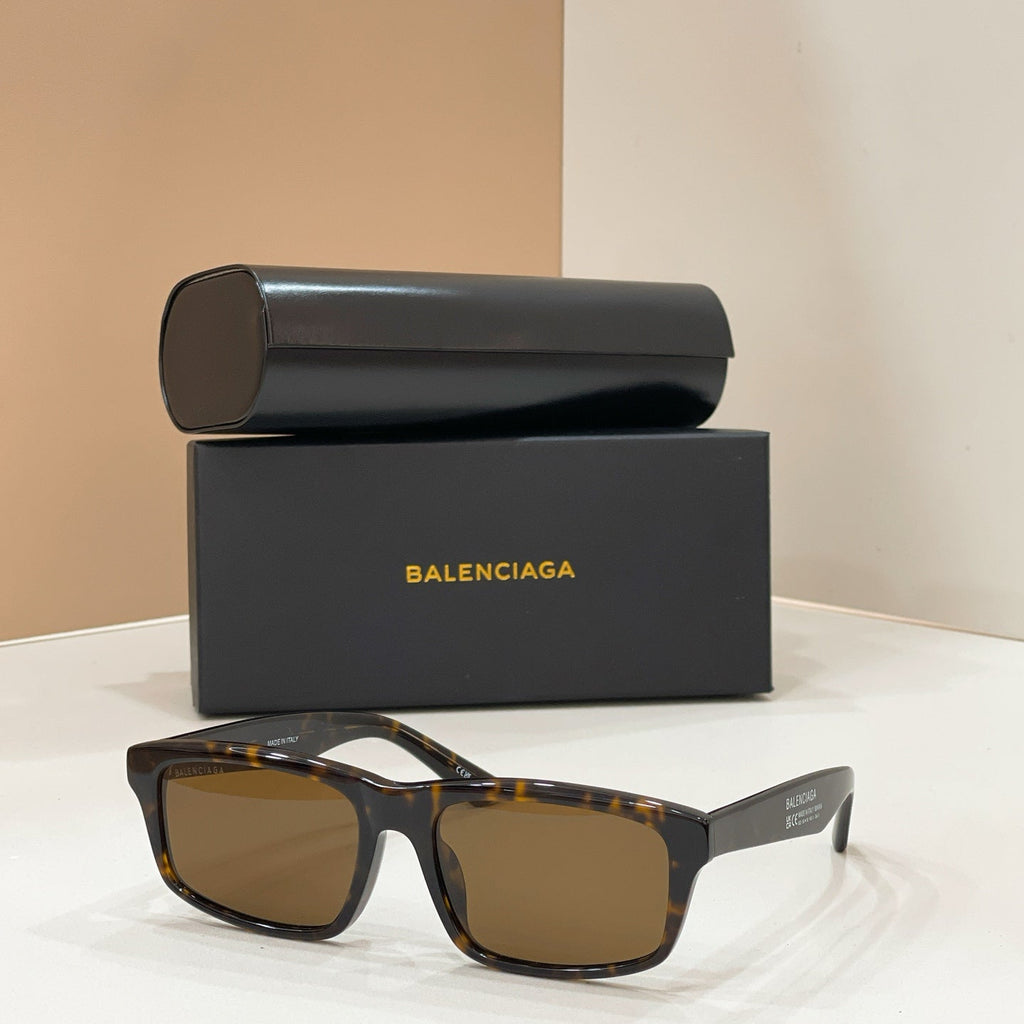 Balenciaga BB0424SK Sunglasses product image 3, provided for visual reference and product detail review