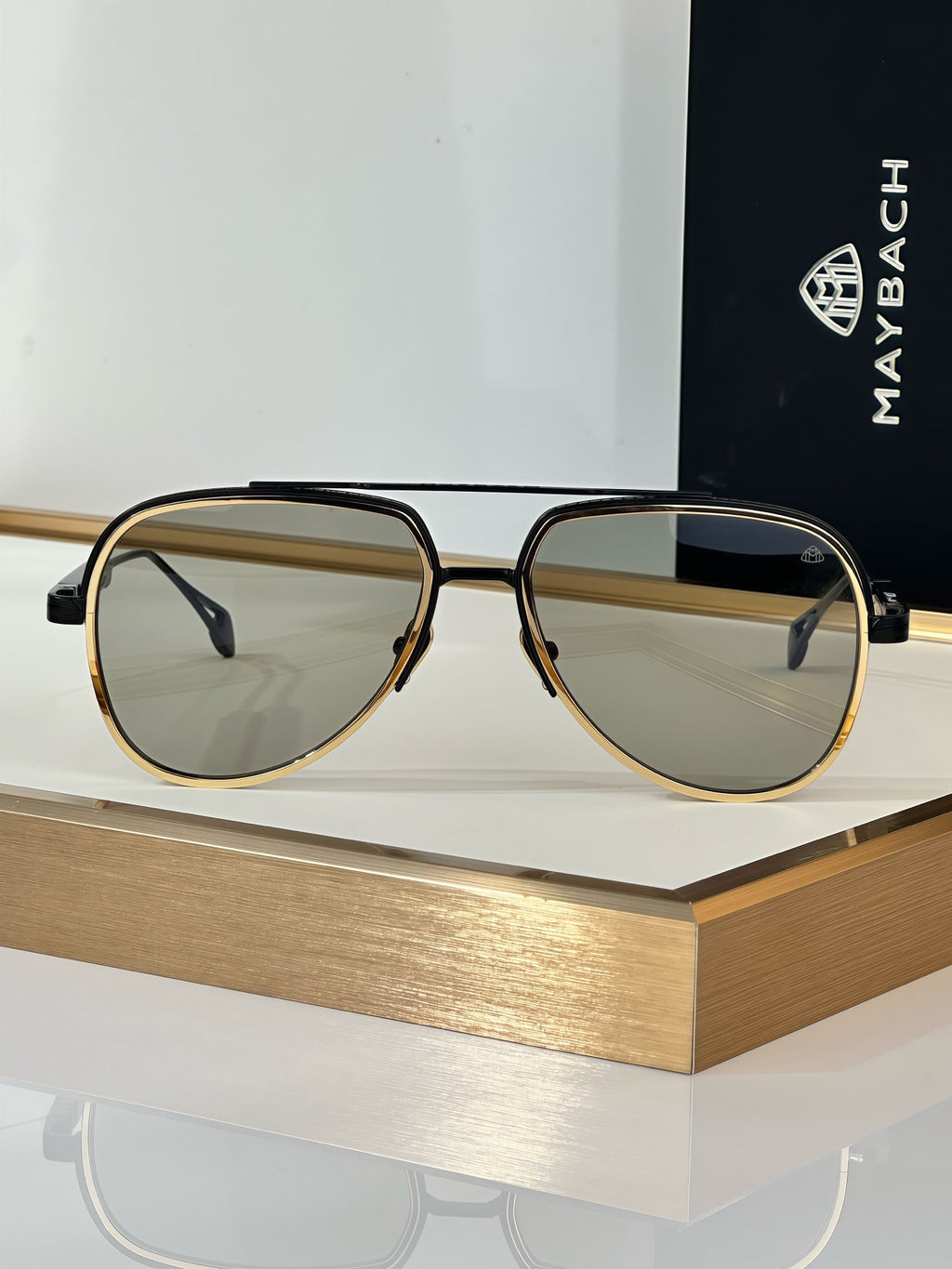 Maybach The End I Sunglasses product image 3, provided for visual reference and product detail review