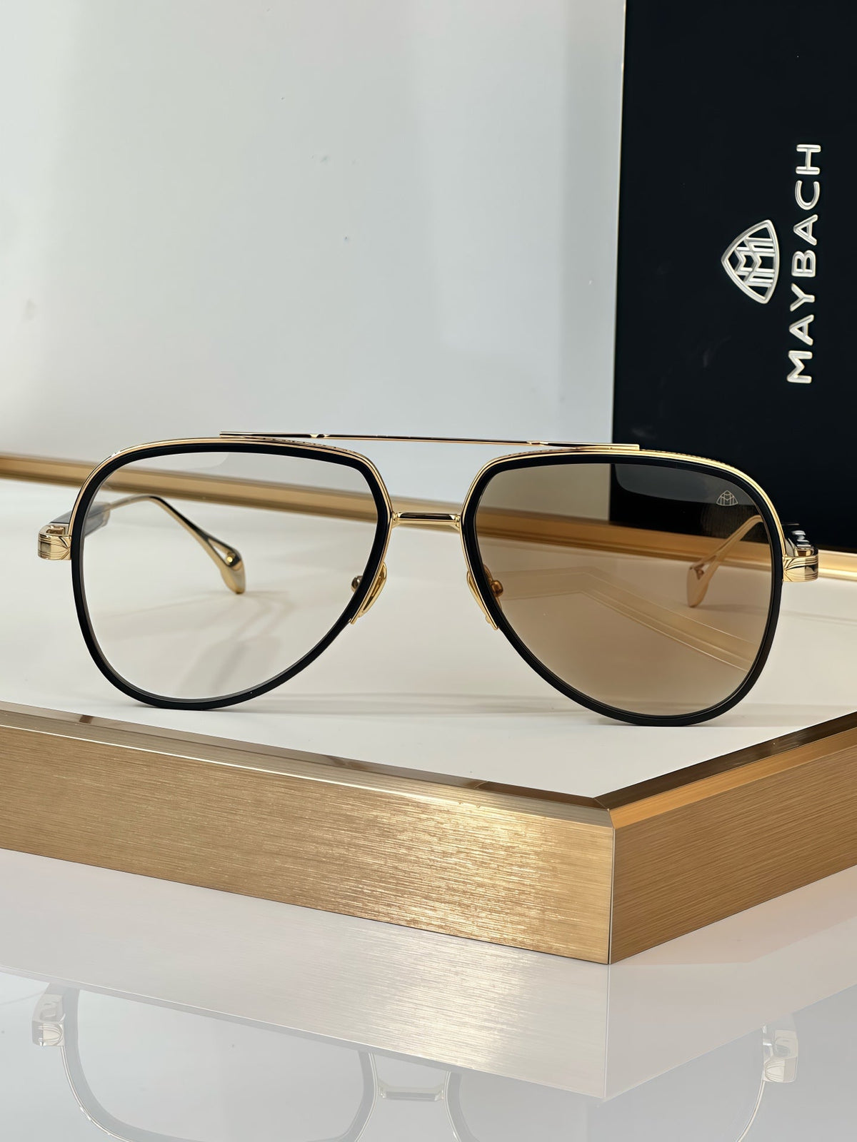 Maybach The End I Sunglasses product image 8, provided for visual reference and product detail review