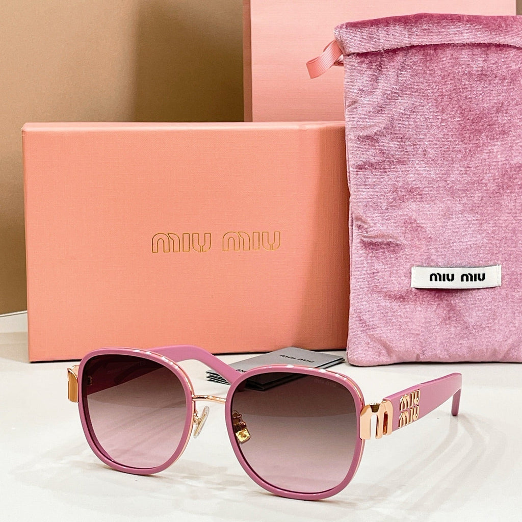 Miu Miu SMU 56WS Sunglasses product image 4, provided for visual reference and product detail review