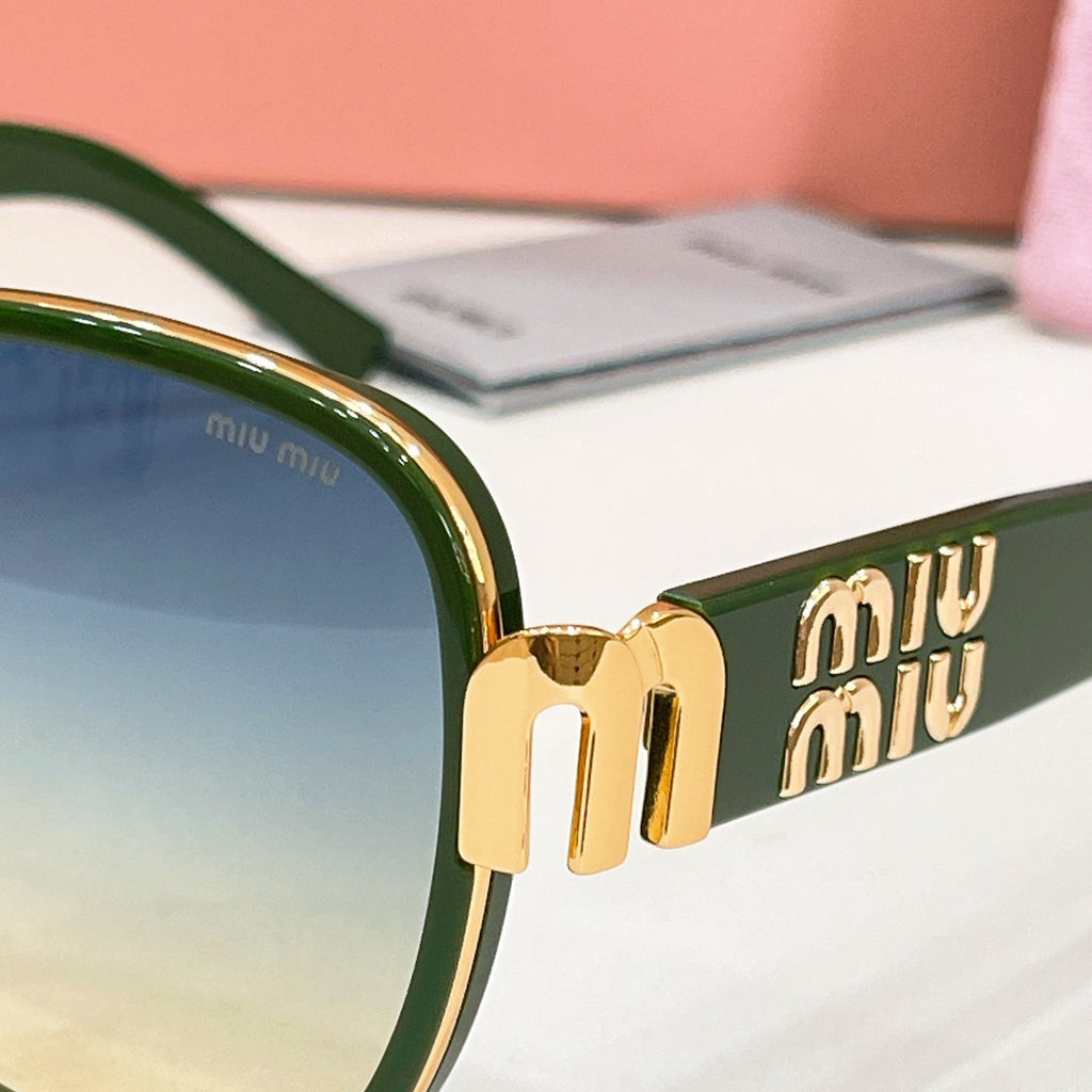 Miu Miu SMU 56WS Sunglasses product image 7, provided for visual reference and product detail review