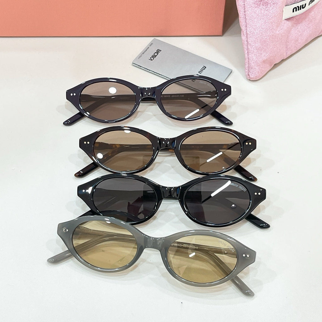Miu Miu SMU 66WS Sunglasses product image 9, provided for visual reference and product detail review