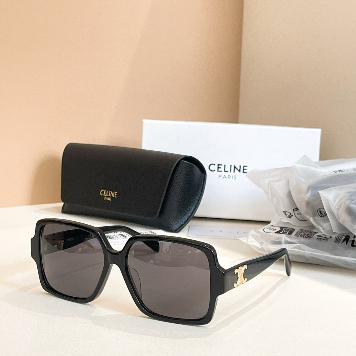 Celine CL40316U Sunglasses product image 1, provided for visual reference and product detail review