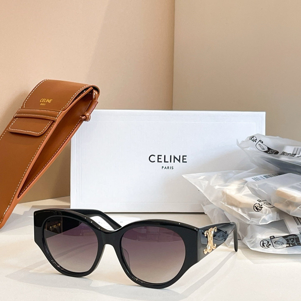 Celine CL40328U Sunglasses product image 3, provided for visual reference and product detail review