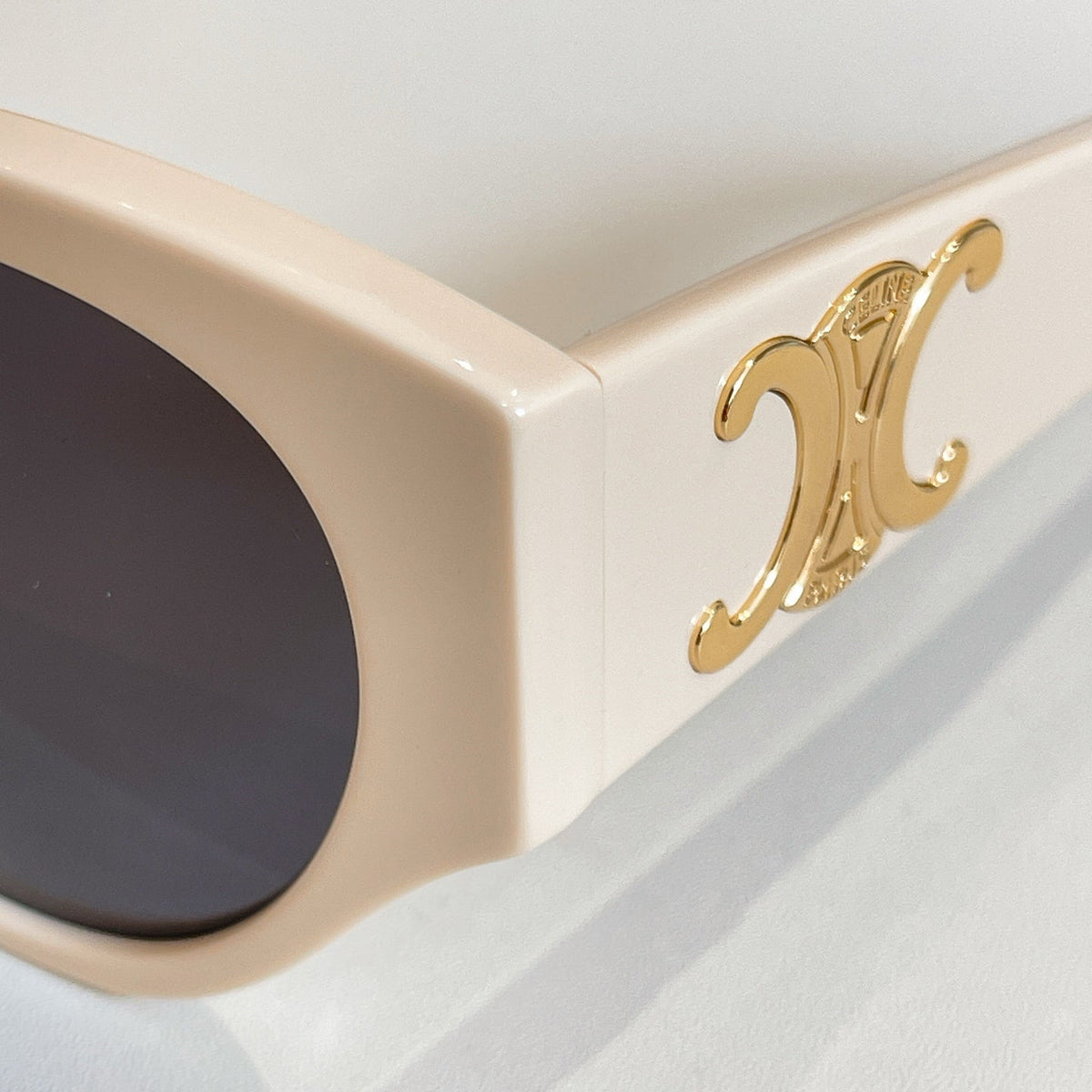 Celine CL40328U Sunglasses product image 5, provided for visual reference and product detail review
