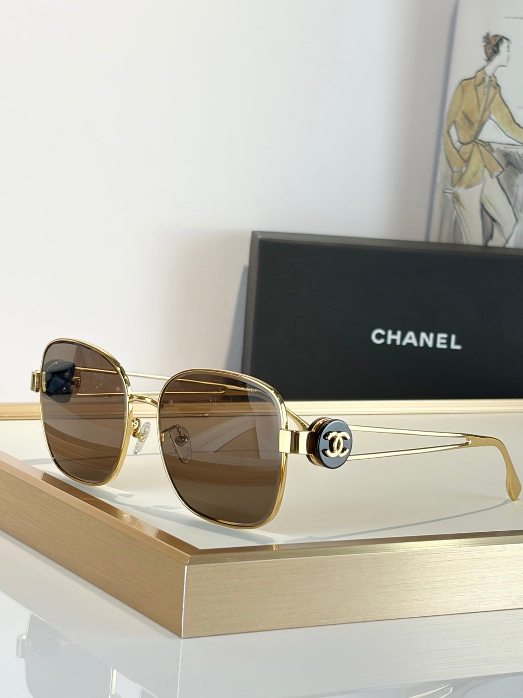 Chanel 5514-H Sunglasses product image 5, provided for visual reference and product detail review