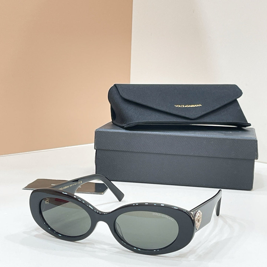 Dolce & Gabbana DG4537 Sunglasses product image 4, provided for visual reference and product detail review