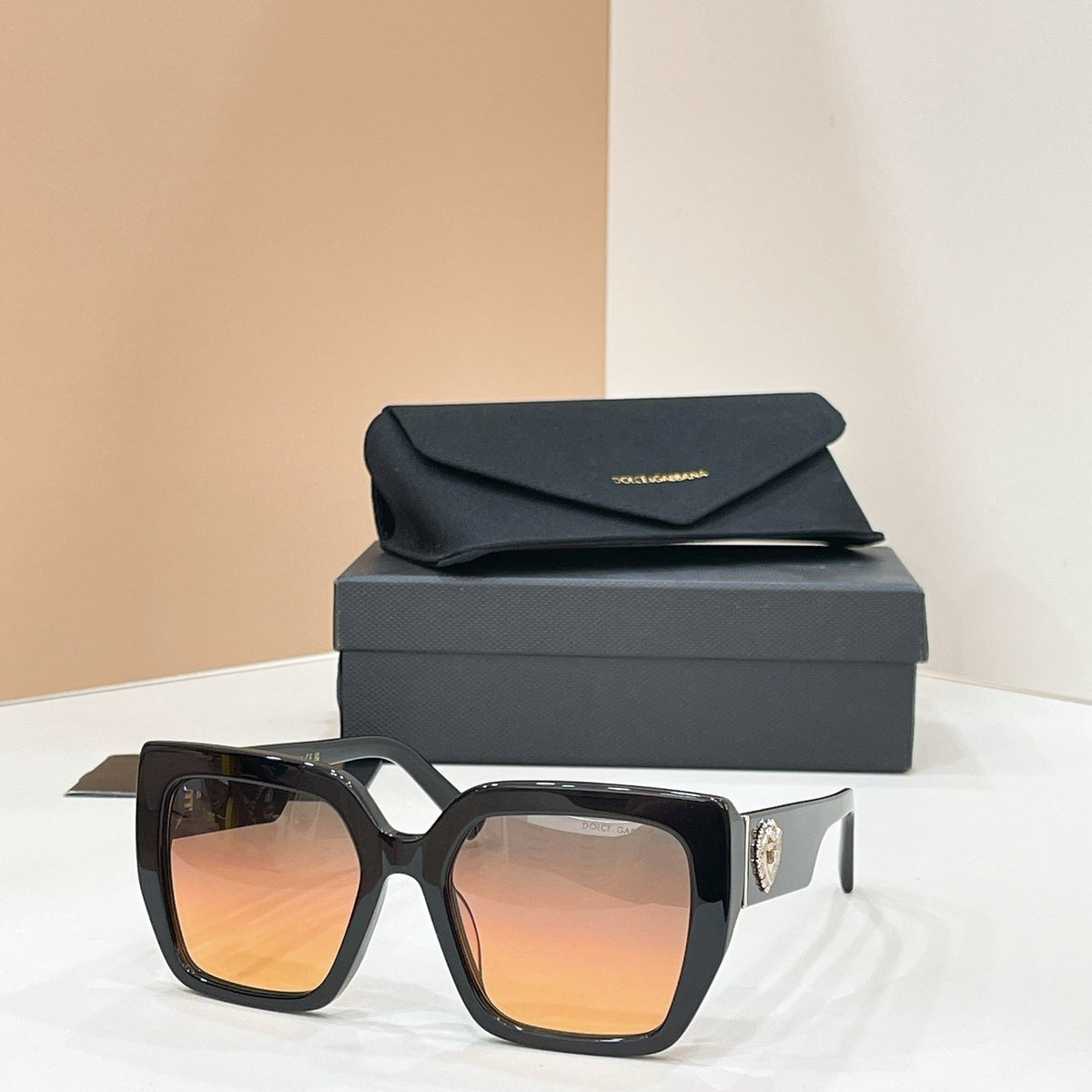 Dolce & Gabbana DG4538 Sunglasses product image 2, provided for visual reference and product detail review