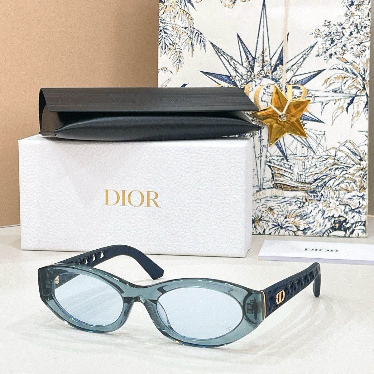 Dior VeryDior S58F Sunglasses product image 2, provided for visual reference and product detail review