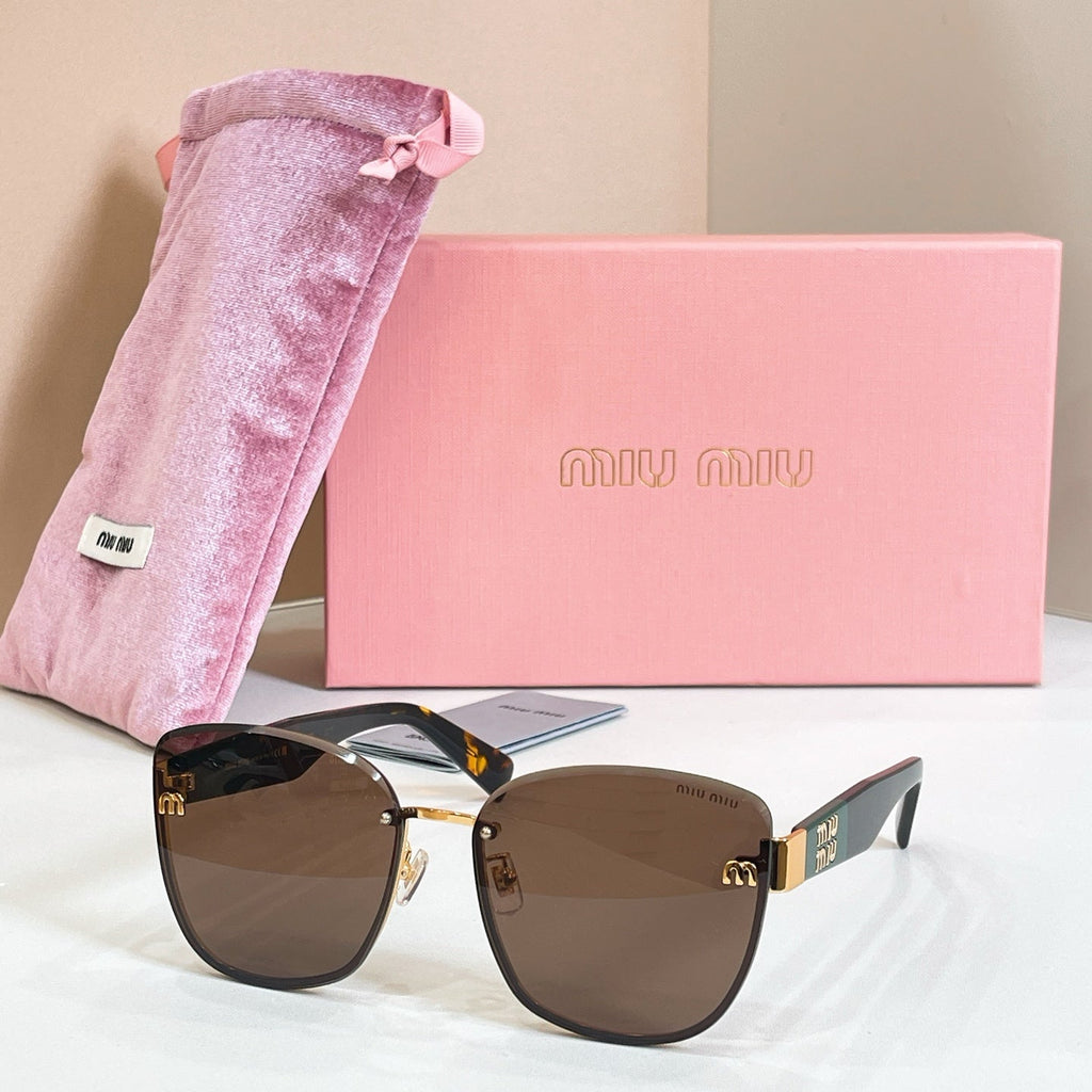 Miu Miu MU 59ZS Sunglasses product image 3, provided for visual reference and product detail review