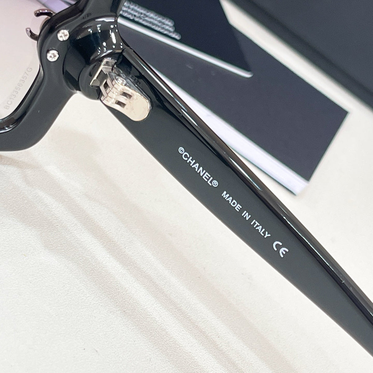 Chanel CH5507 Sunglasses product image 13, provided for visual reference and product detail review