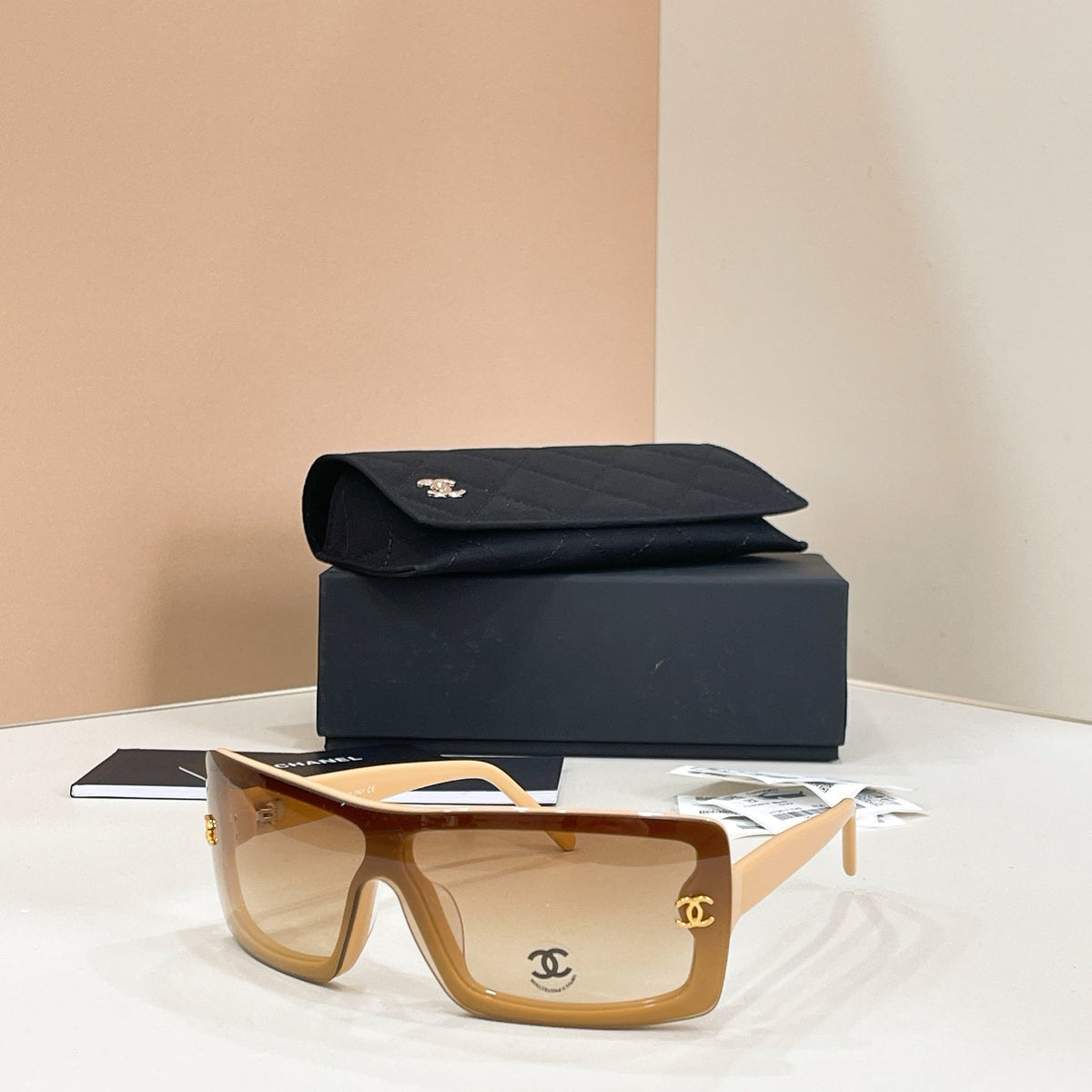 Chanel CH5507 Sunglasses product image 4, provided for visual reference and product detail review