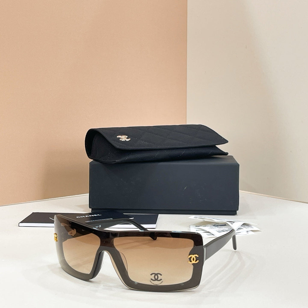 Chanel CH5507 Sunglasses product image 5, provided for visual reference and product detail review