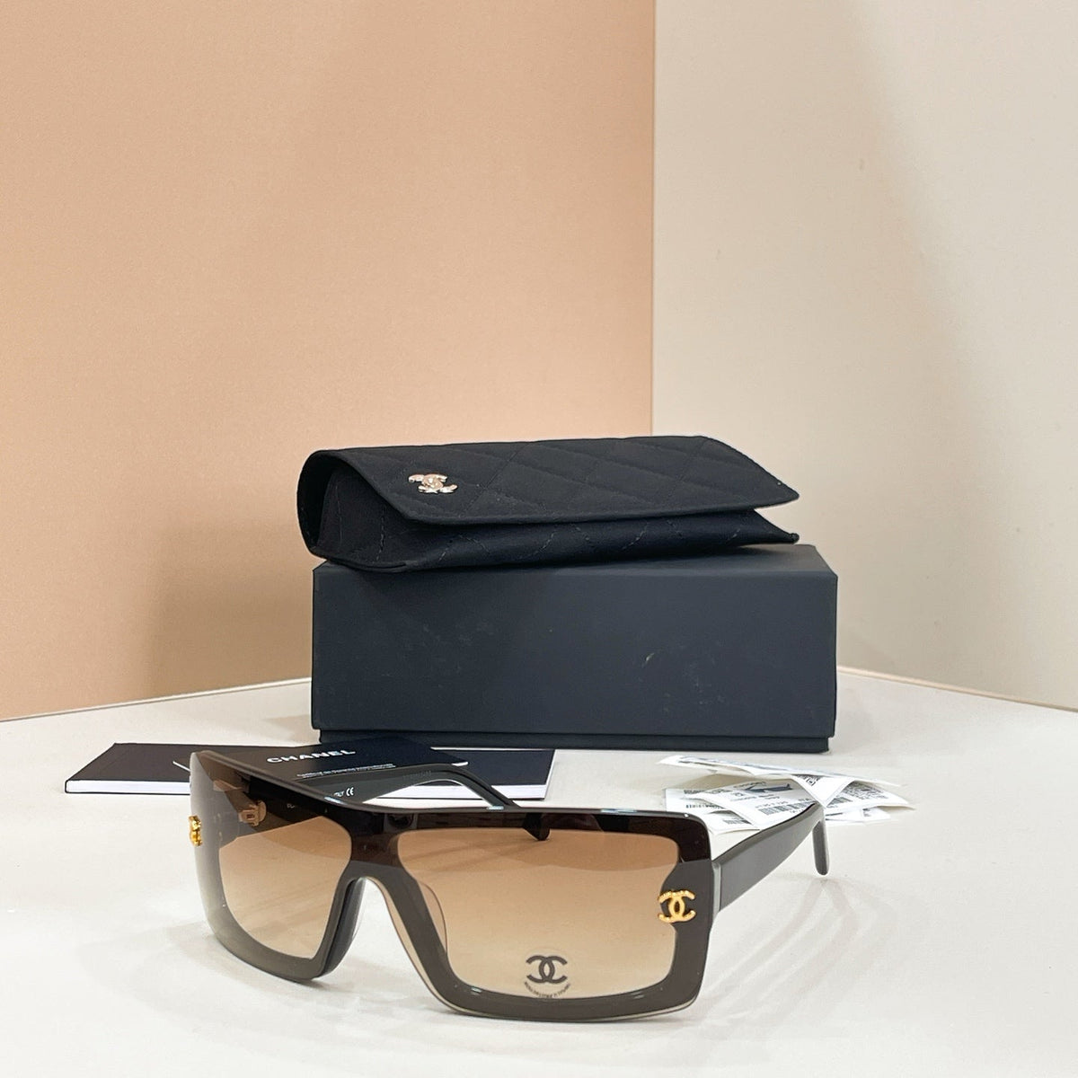 Chanel CH5507 Sunglasses product image 5, provided for visual reference and product detail review