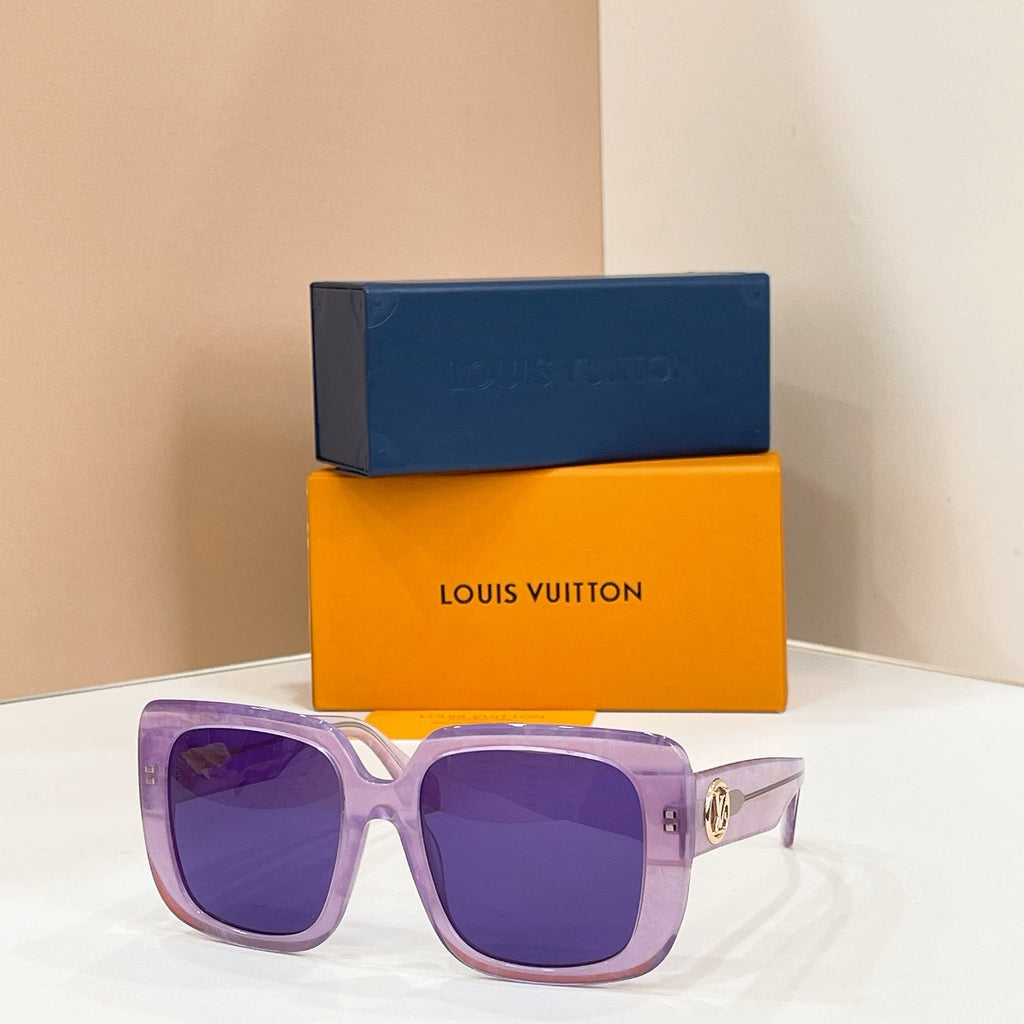 Louis Vuitton Z2592 Eyeglass Frames product image 2, provided for visual reference and product detail review