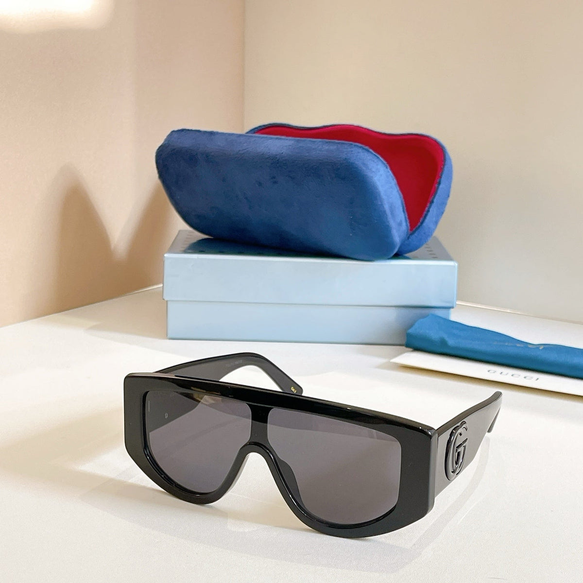 Gucci GG1950S Sunglasses product image 1, provided for visual reference and product detail review