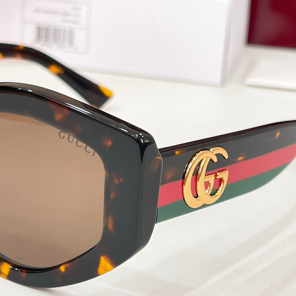 Gucci GG1549S Sunglasses product image 7, provided for visual reference and product detail review