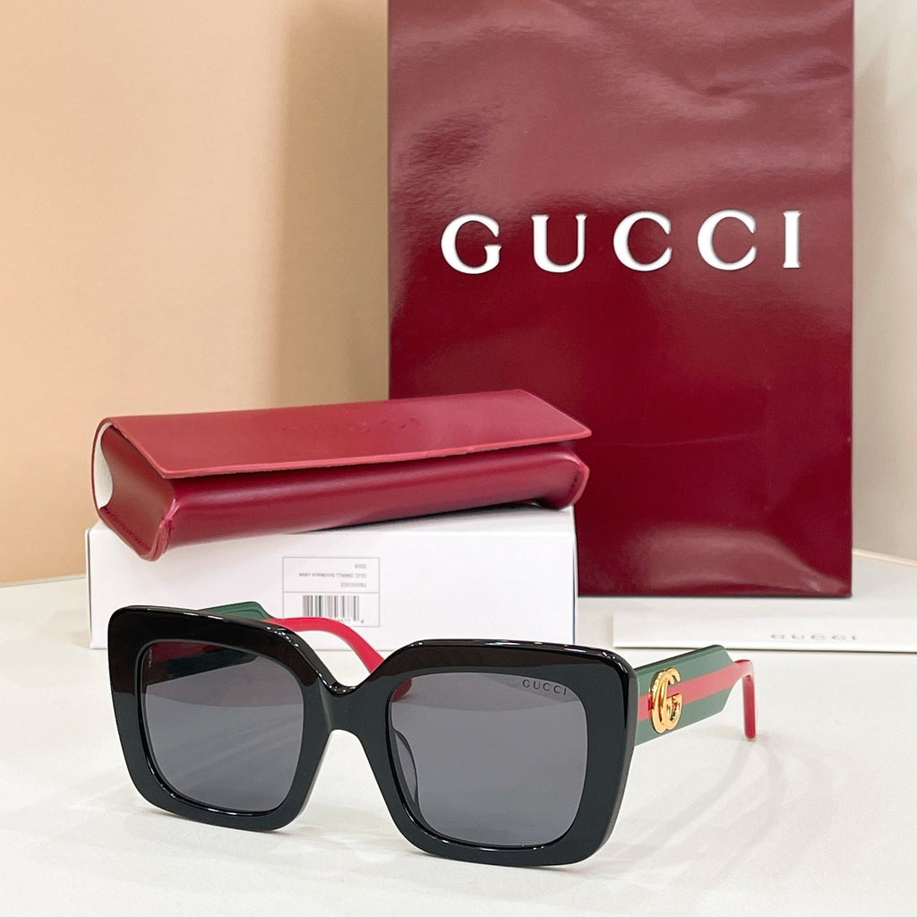 Gucci GG1560S Sunglasses product image 5, provided for visual reference and product detail review