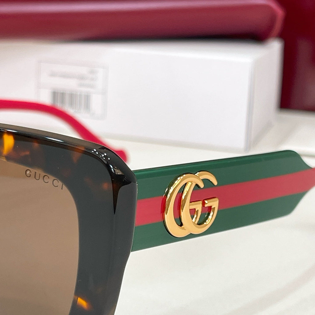 Gucci GG1560S Sunglasses product image 7, provided for visual reference and product detail review