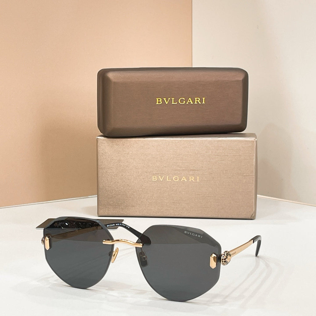 Bvlgari BV40059U Sunglasses product image 1, provided for visual reference and product detail review