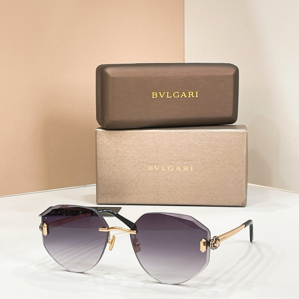 Bvlgari BV40059U Sunglasses product image 6, provided for visual reference and product detail review