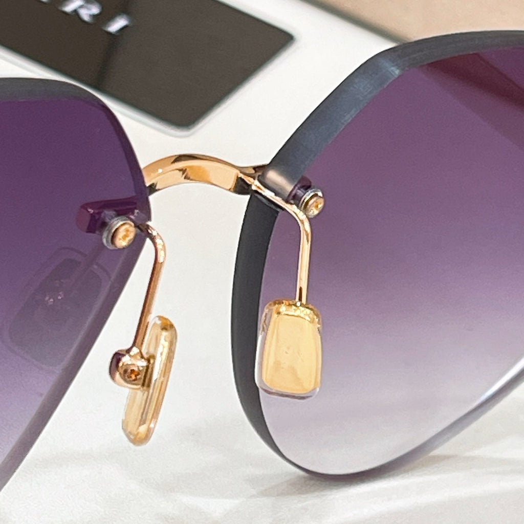 Bvlgari BV40059U Sunglasses product image 8, provided for visual reference and product detail review