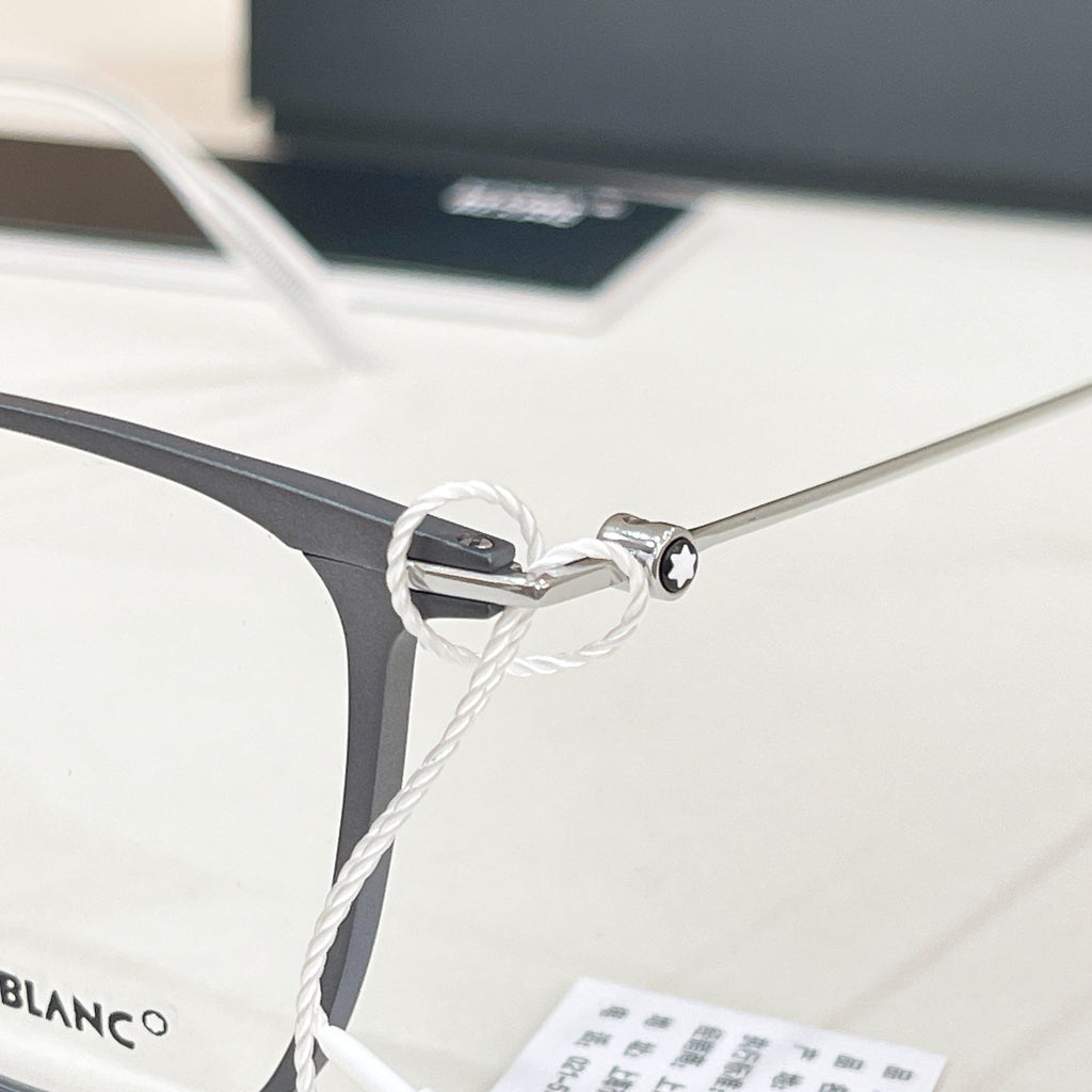 Montblanc MB3356O Eyeglass Frames product image 6, provided for visual reference and product detail review