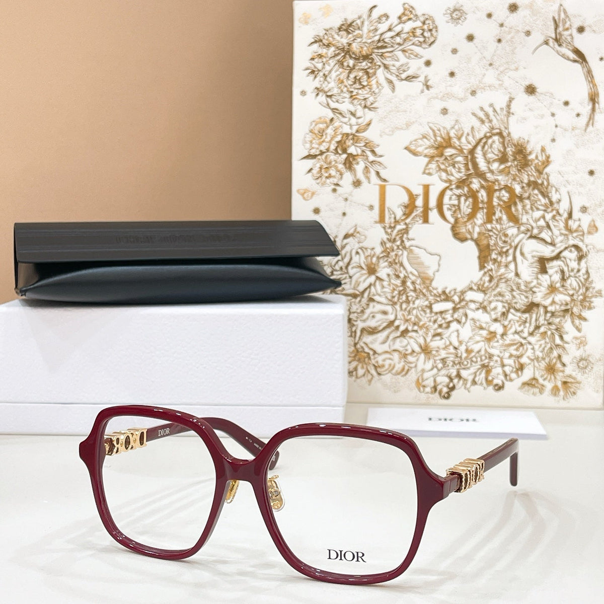 Dior Treasure S1F Sunglasses product image 15, provided for visual reference and product detail review