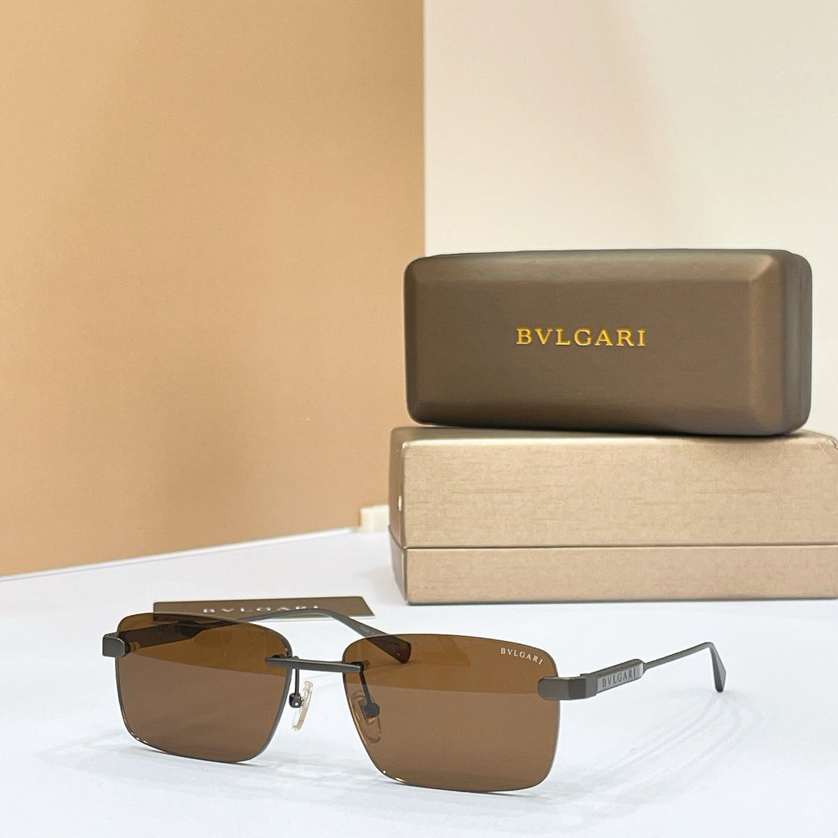 Bvlgari BV40062U Sunglasses product image 4, provided for visual reference and product detail review