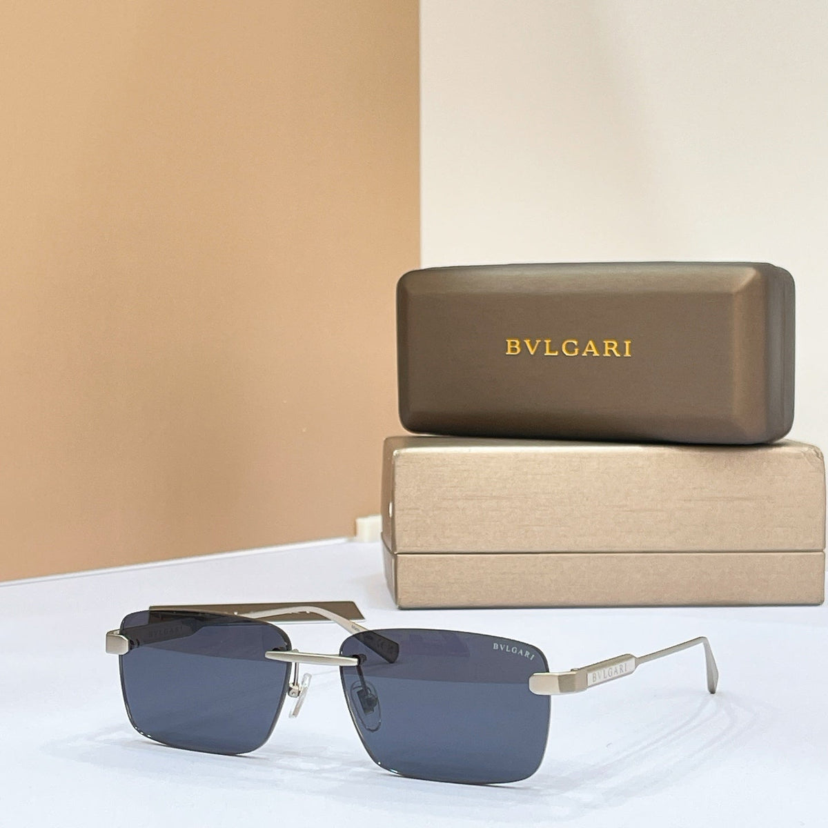 Bvlgari BV40062U Sunglasses product image 6, provided for visual reference and product detail review