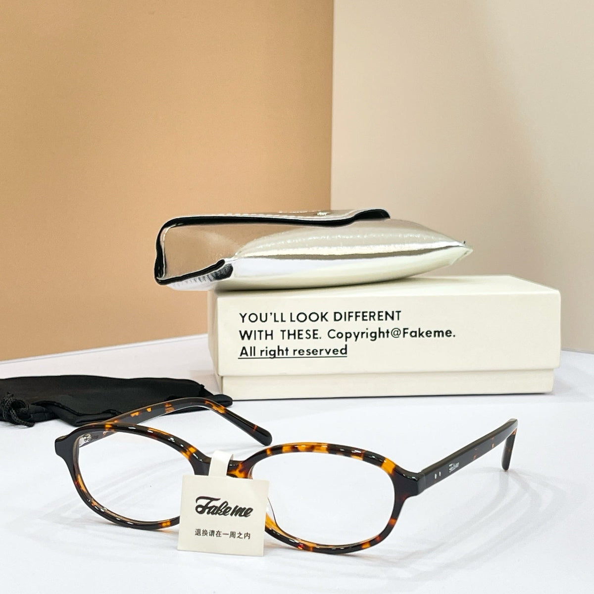 Fakeme Saint Sunglasses product image 7, provided for visual reference and product detail review