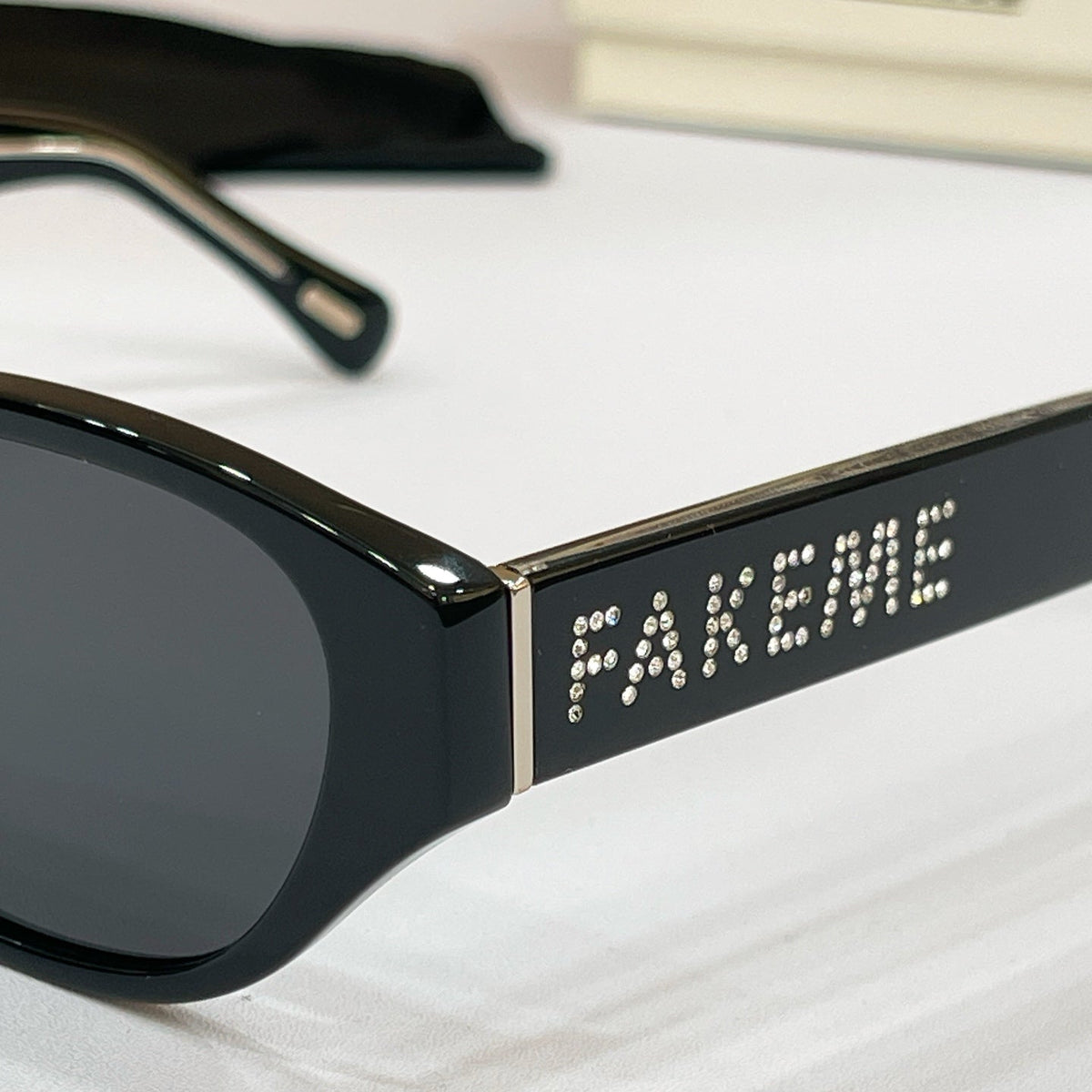 Fakeme Valen Sunglasses product image 11, provided for visual reference and product detail review