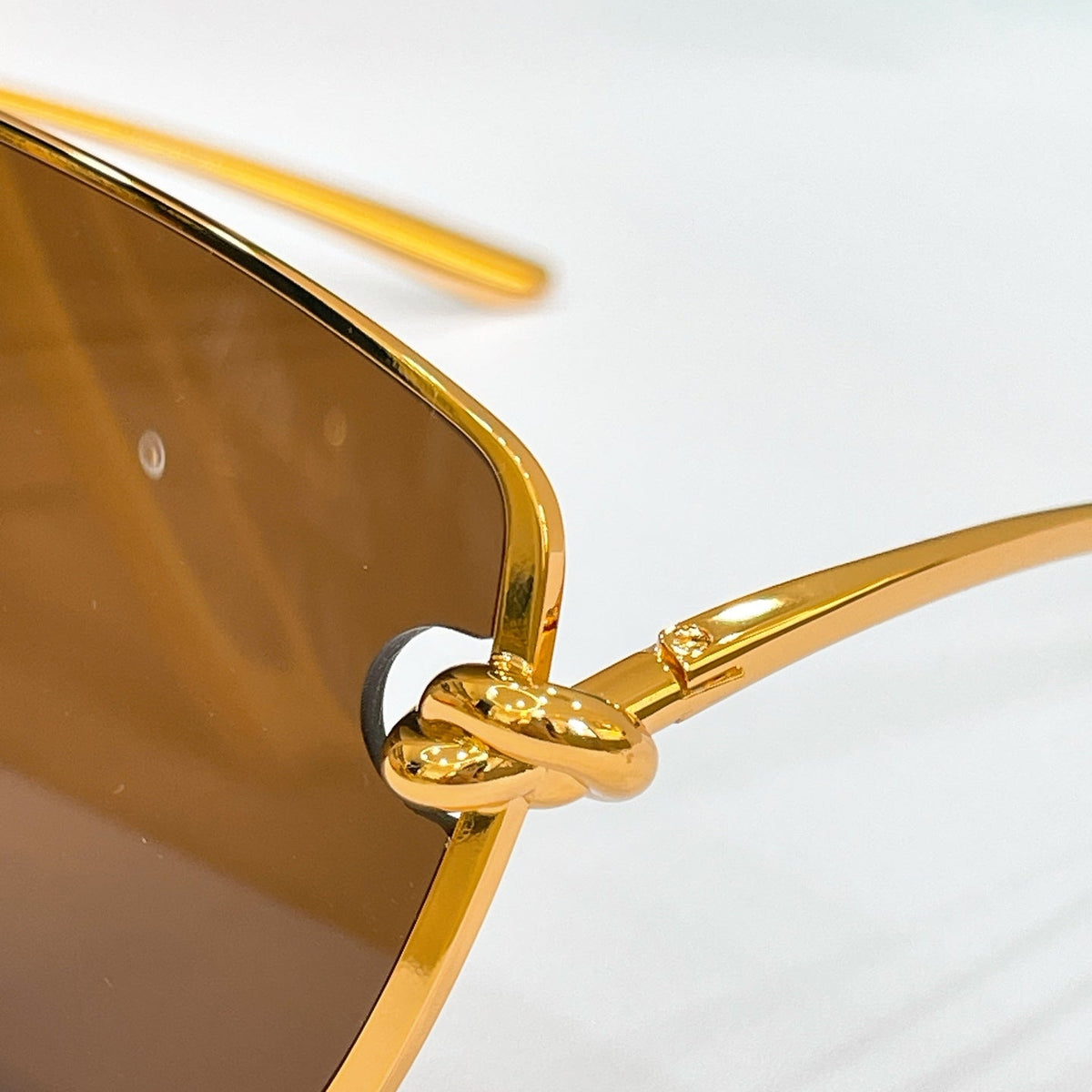 Bottega Veneta BV1515S Sunglasses product image 8, provided for visual reference and product detail review
