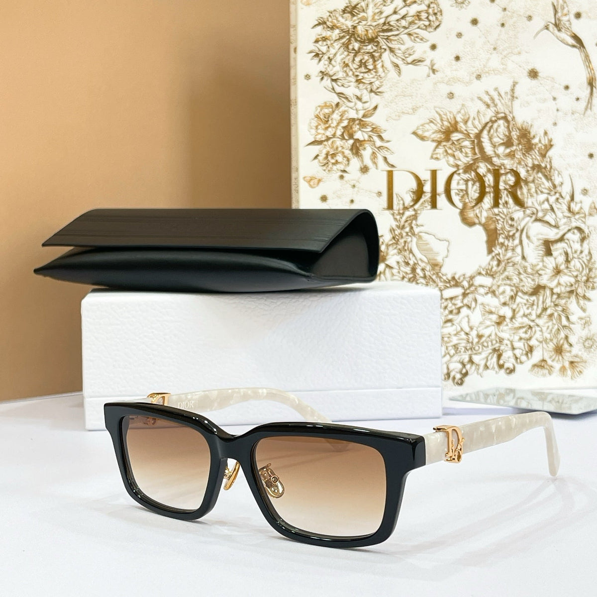 Dior Oblique S5F Sunglasses product image 7, provided for visual reference and product detail review